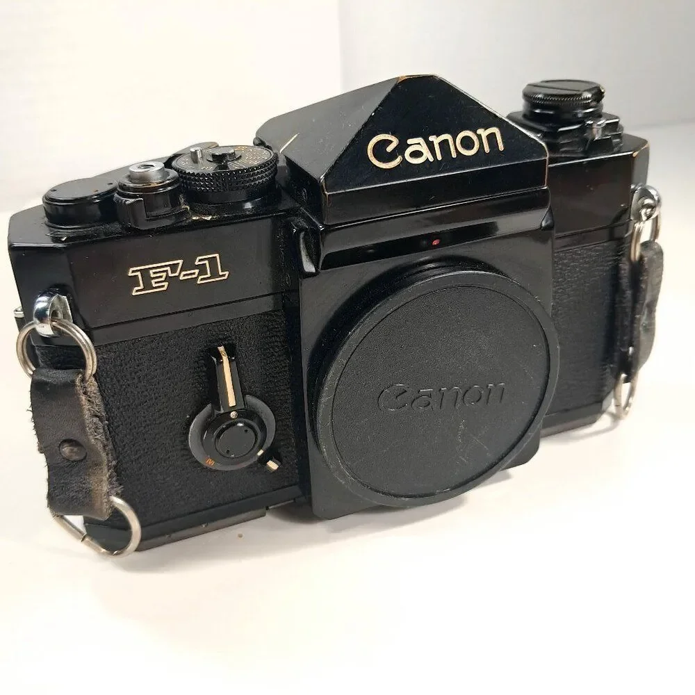 Canon‎ F-1 Early original Model Black 35mm Film Camera JAPAN Vintage FOR REPAIR